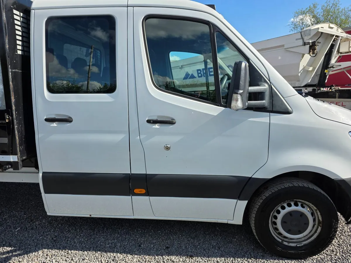 2019 Mercedes Sprinter 7 Seater Tipper Van - Image 2