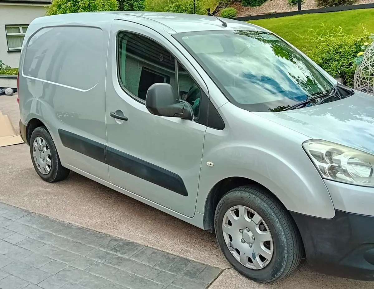 2010 Peugeot Partner 1.6 HDI 3 Seats - Image 2