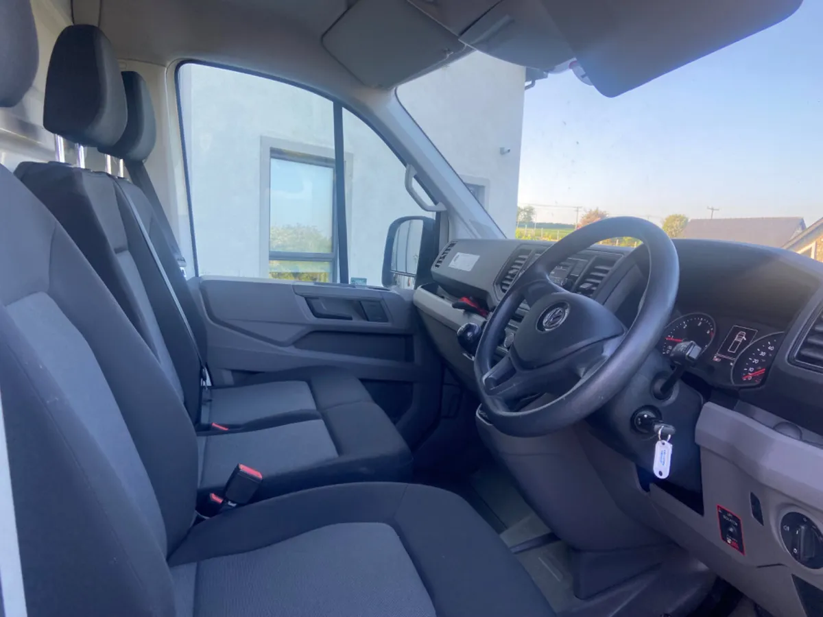 Volkswagen Crafter 2021 - Image 3