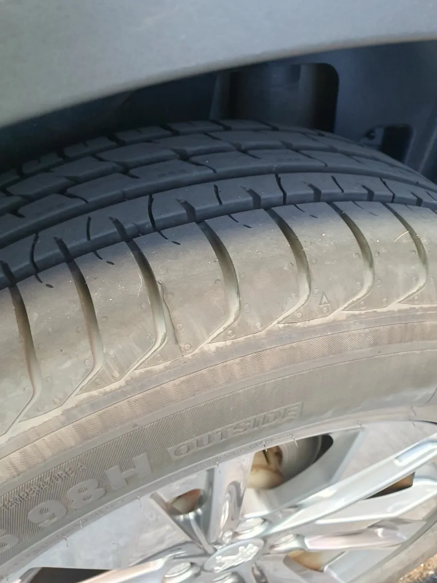 Peugeot 2008 2021 - Image 2