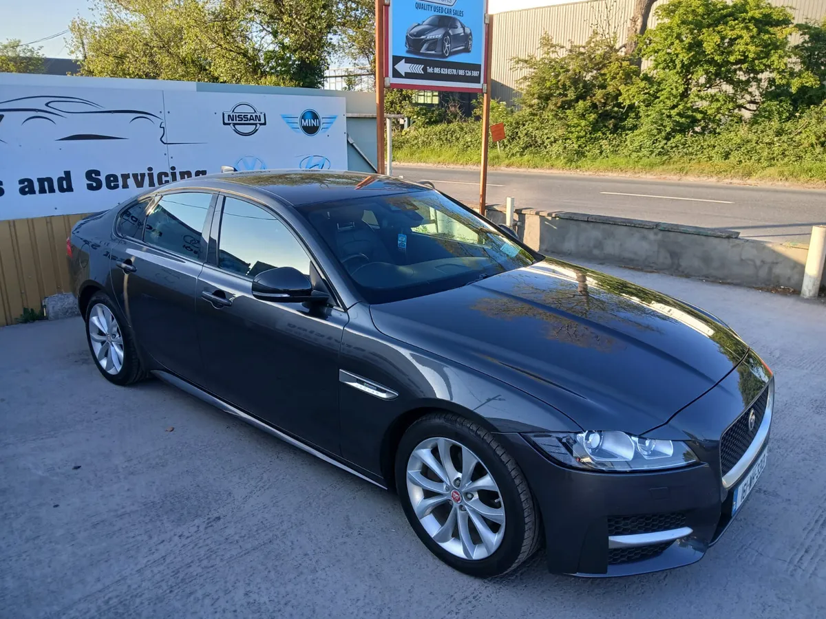 161 Jaguar XF 2.0 D 180PS R-Sport Warranty - Image 3