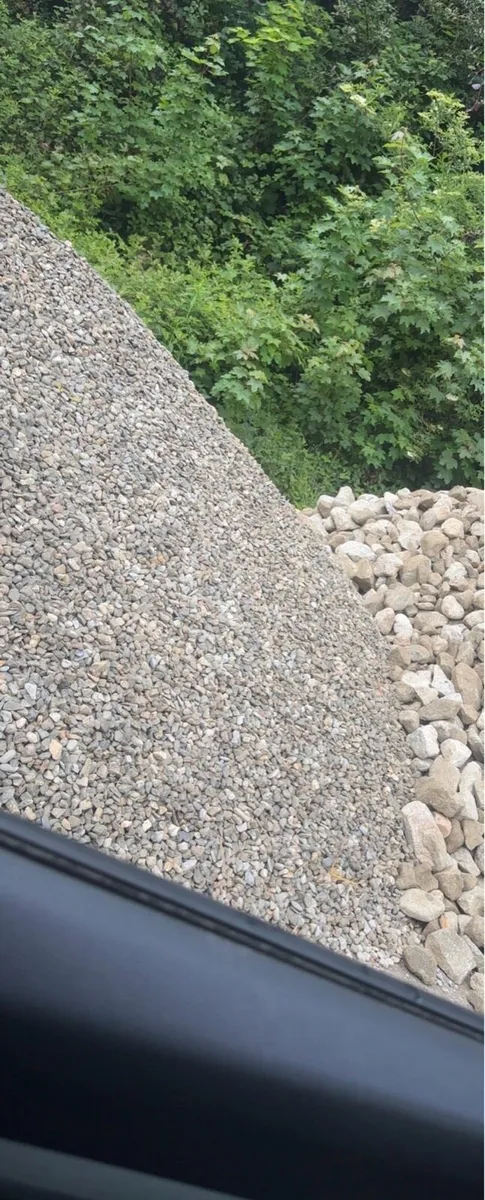 20 tonne of Pea Gravel