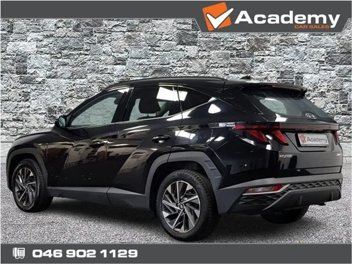 Hyundai Tucson Ix35 Executive 5DR - Image 3