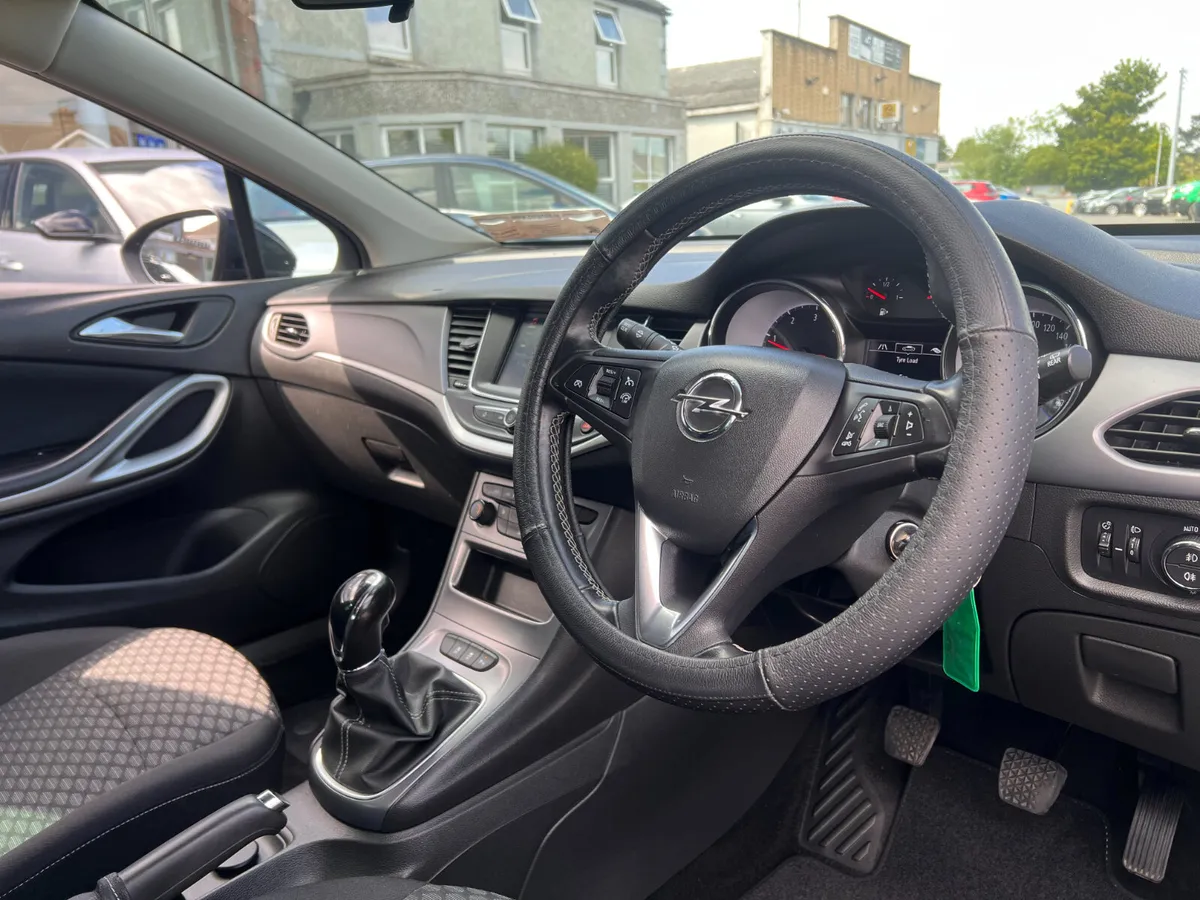 Now On Sale Massive Spec 2019 Opel Astra Diesel - Image 4