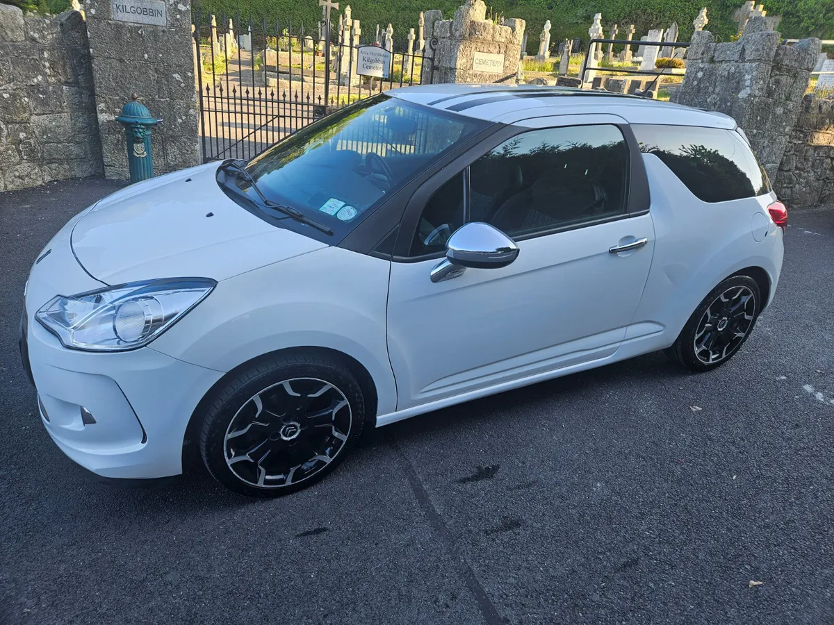 Citroen DS 3 1.6 Diesel * New NCT * - Image 1