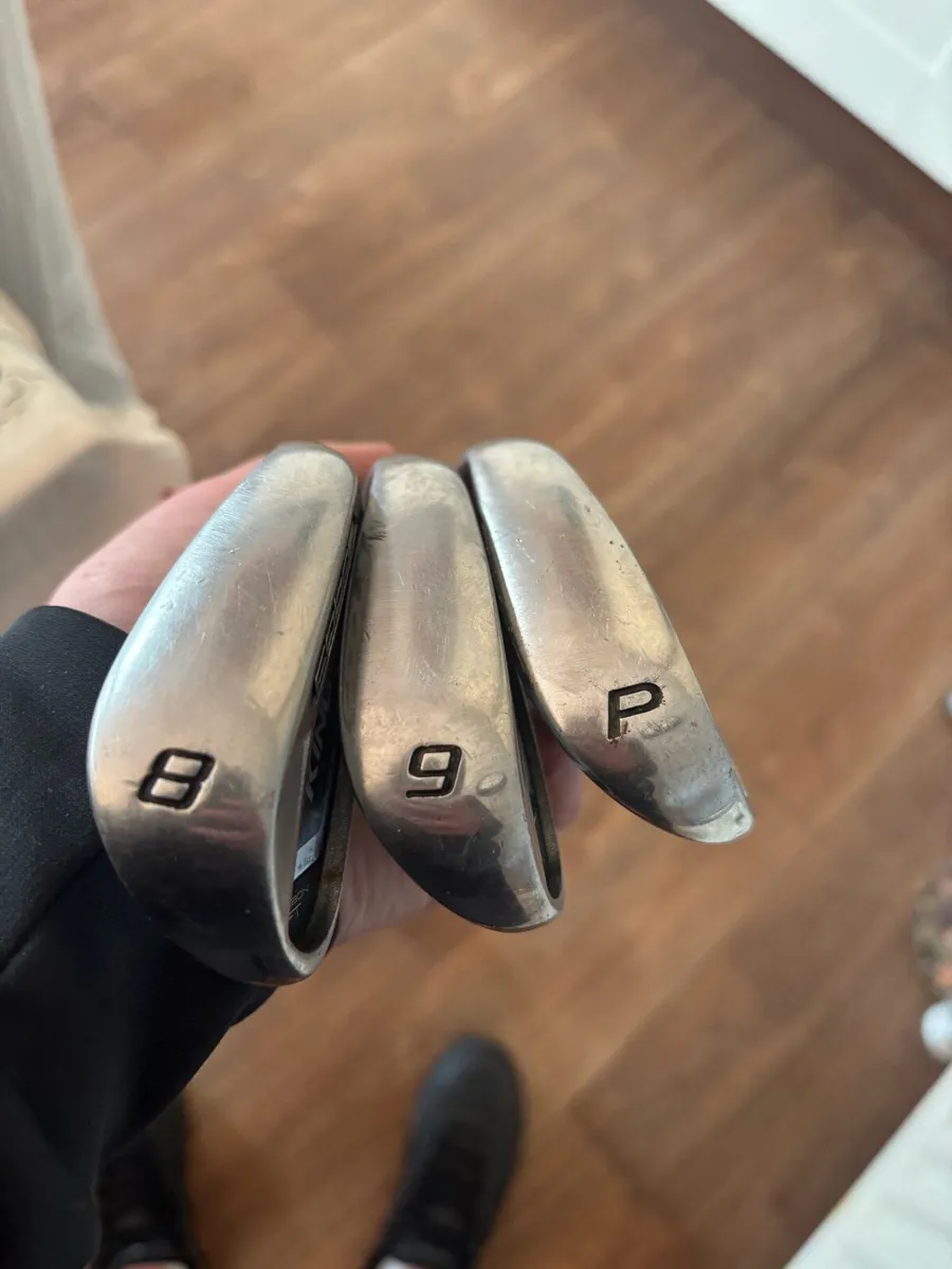 Golf clubs (cobra irons) - Image 2