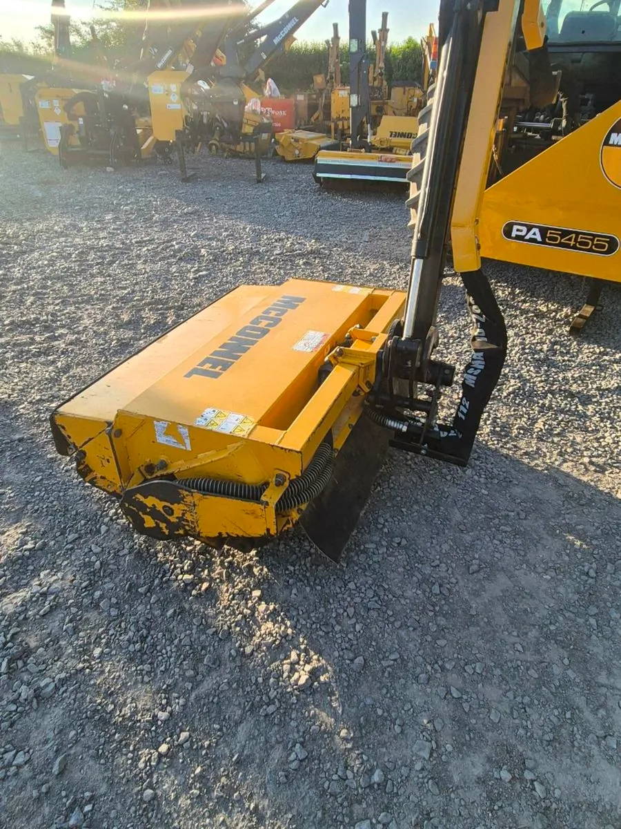 Mcconnel PA5455 Hedgecutter - Image 3