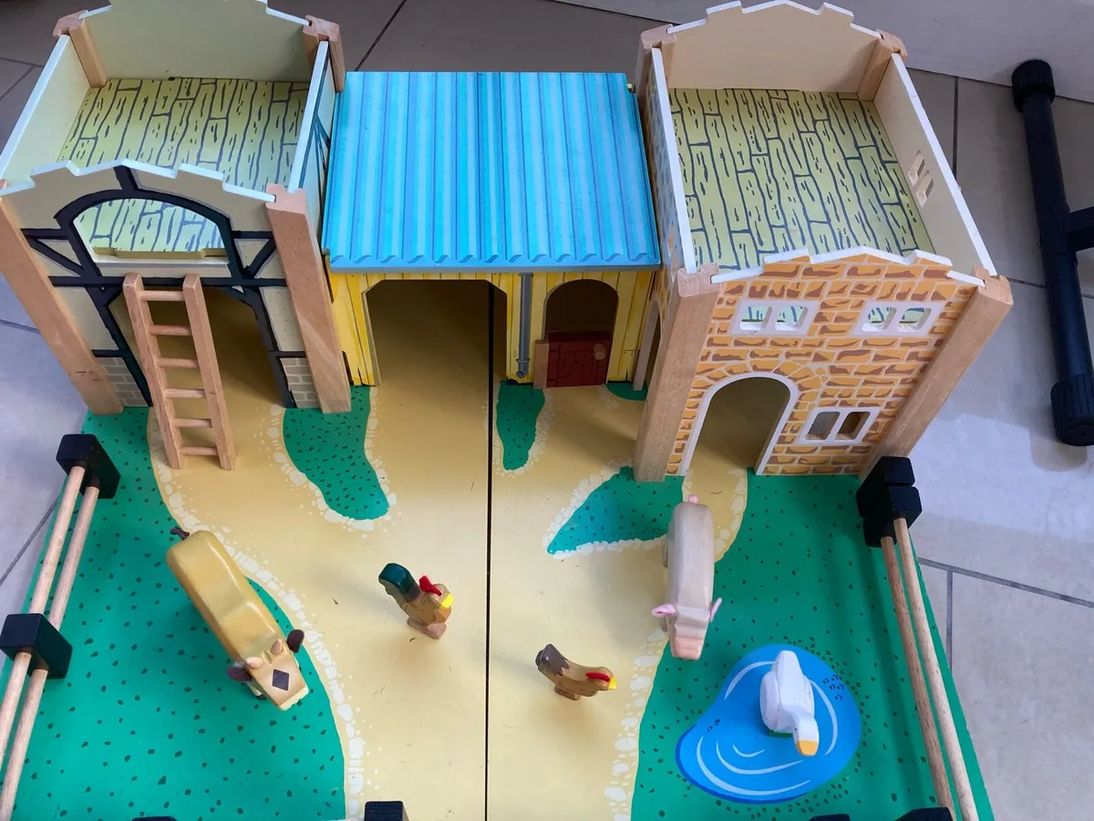 Jojo maman Wooden farm set - Image 2