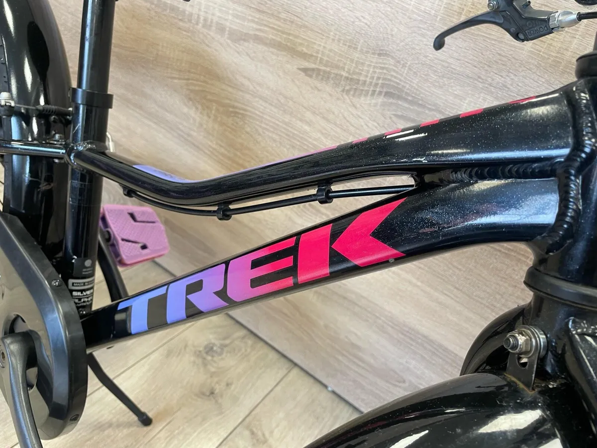 Trek precaliber mountain bike (like new) - Image 4