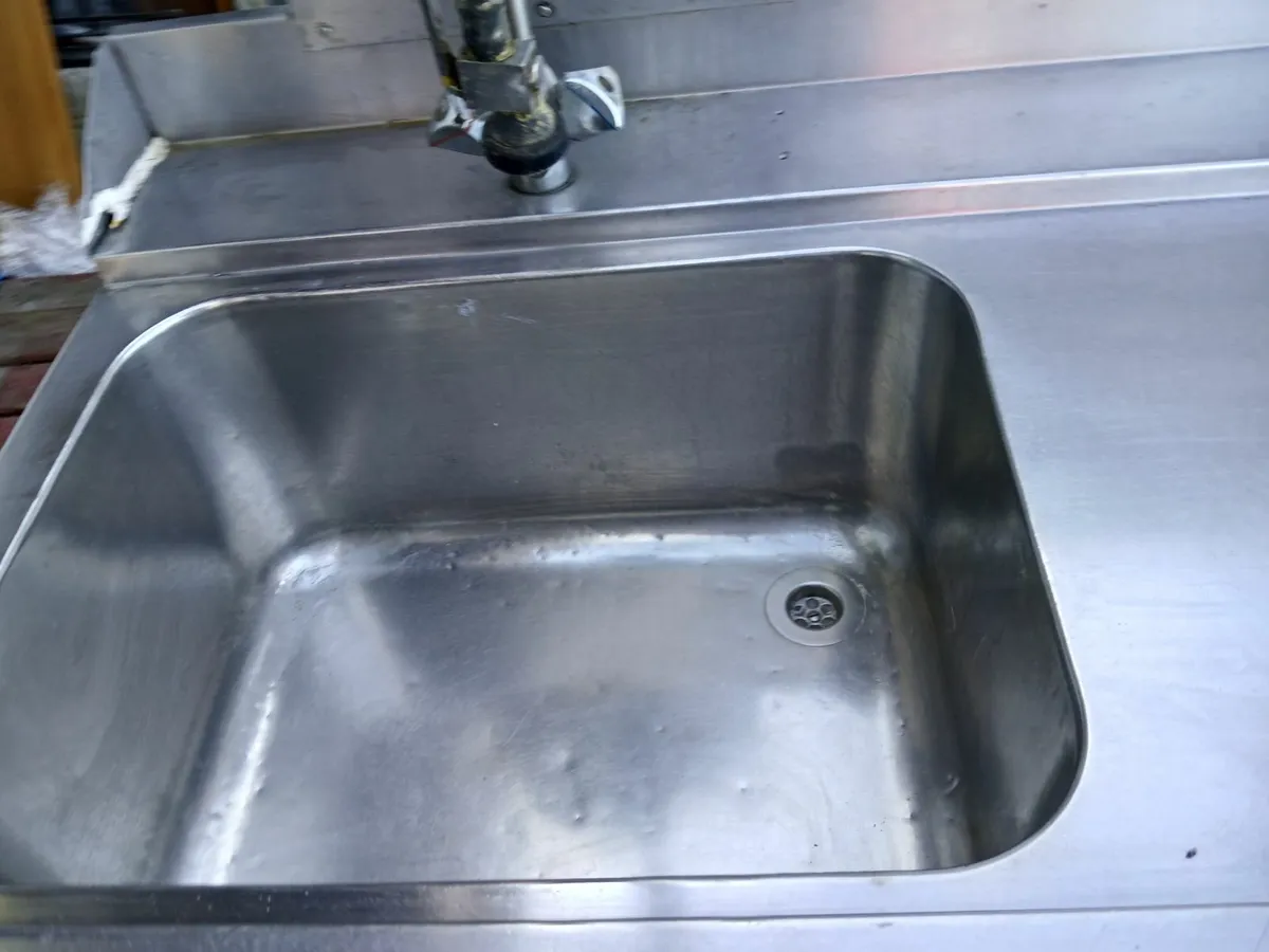 Stainless steel cabbinet unit /sink delivered - Image 1