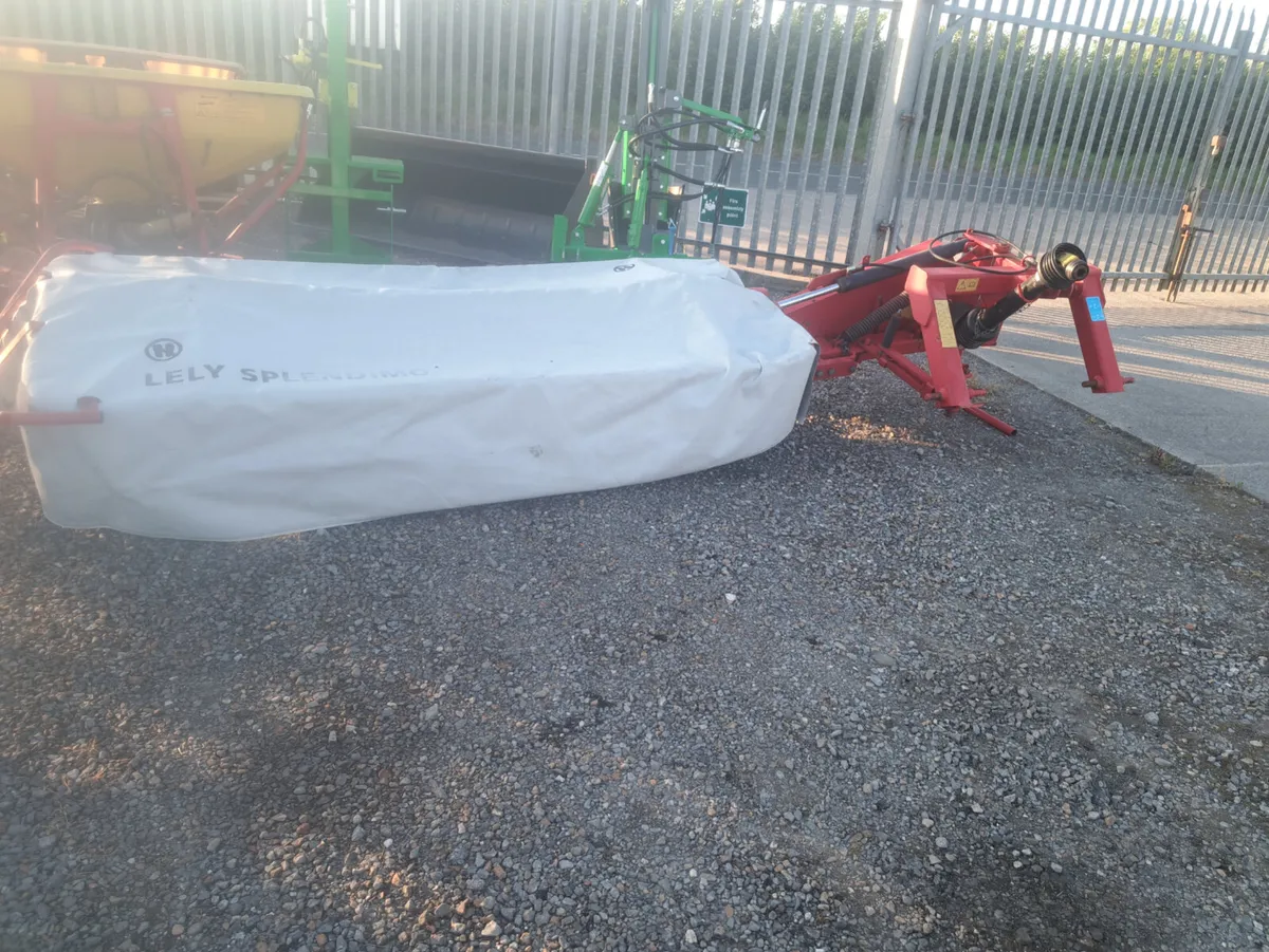 Farm machinery - Image 3