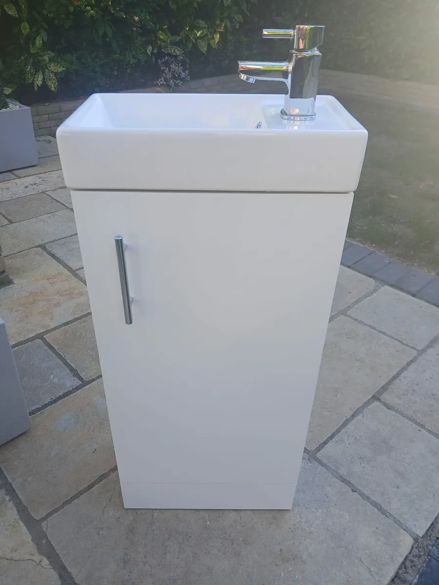 Bathroom Cabinet Sink - Image 2