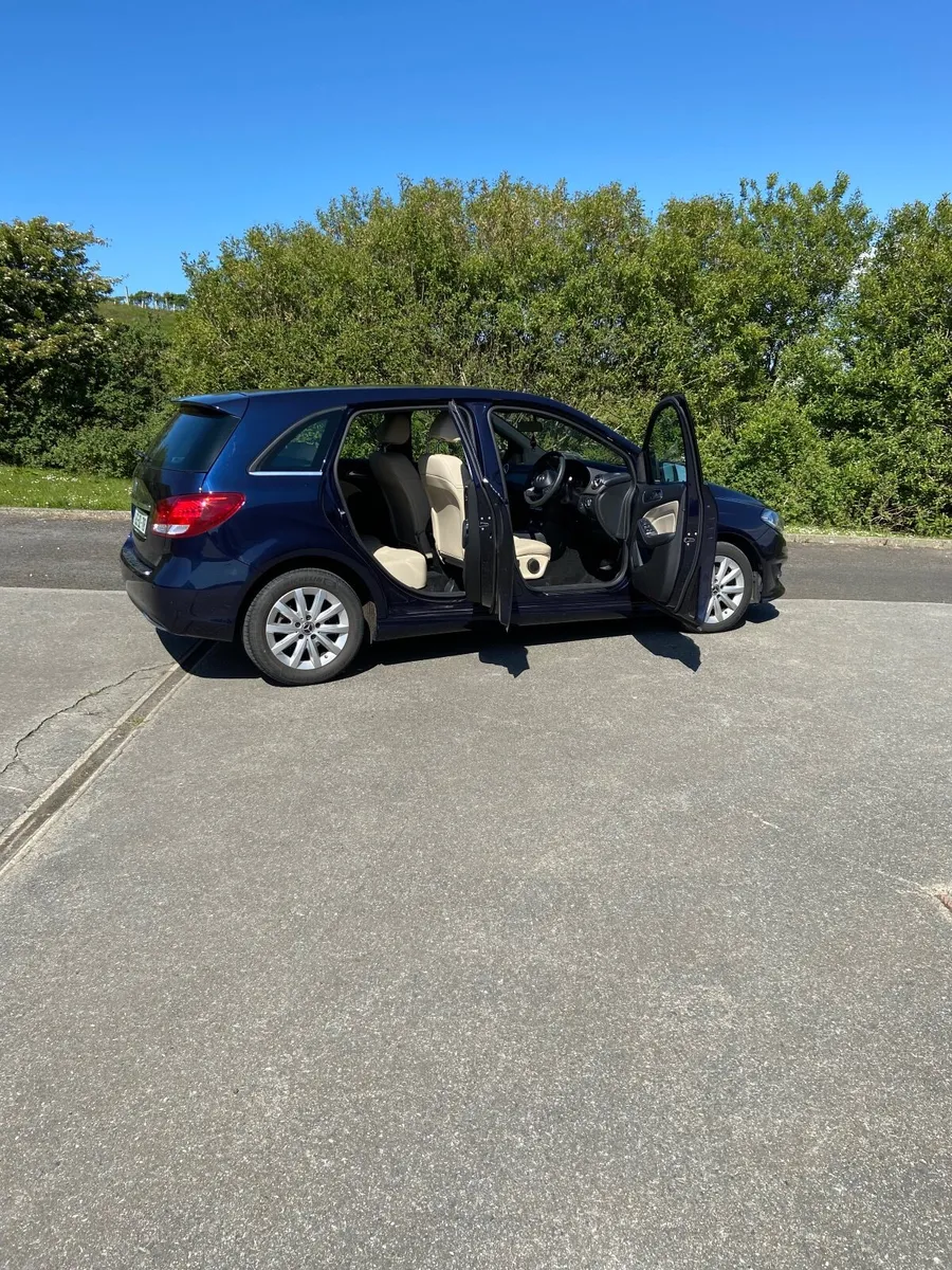 Mercedes-Benz B-Class 2018 - Image 4