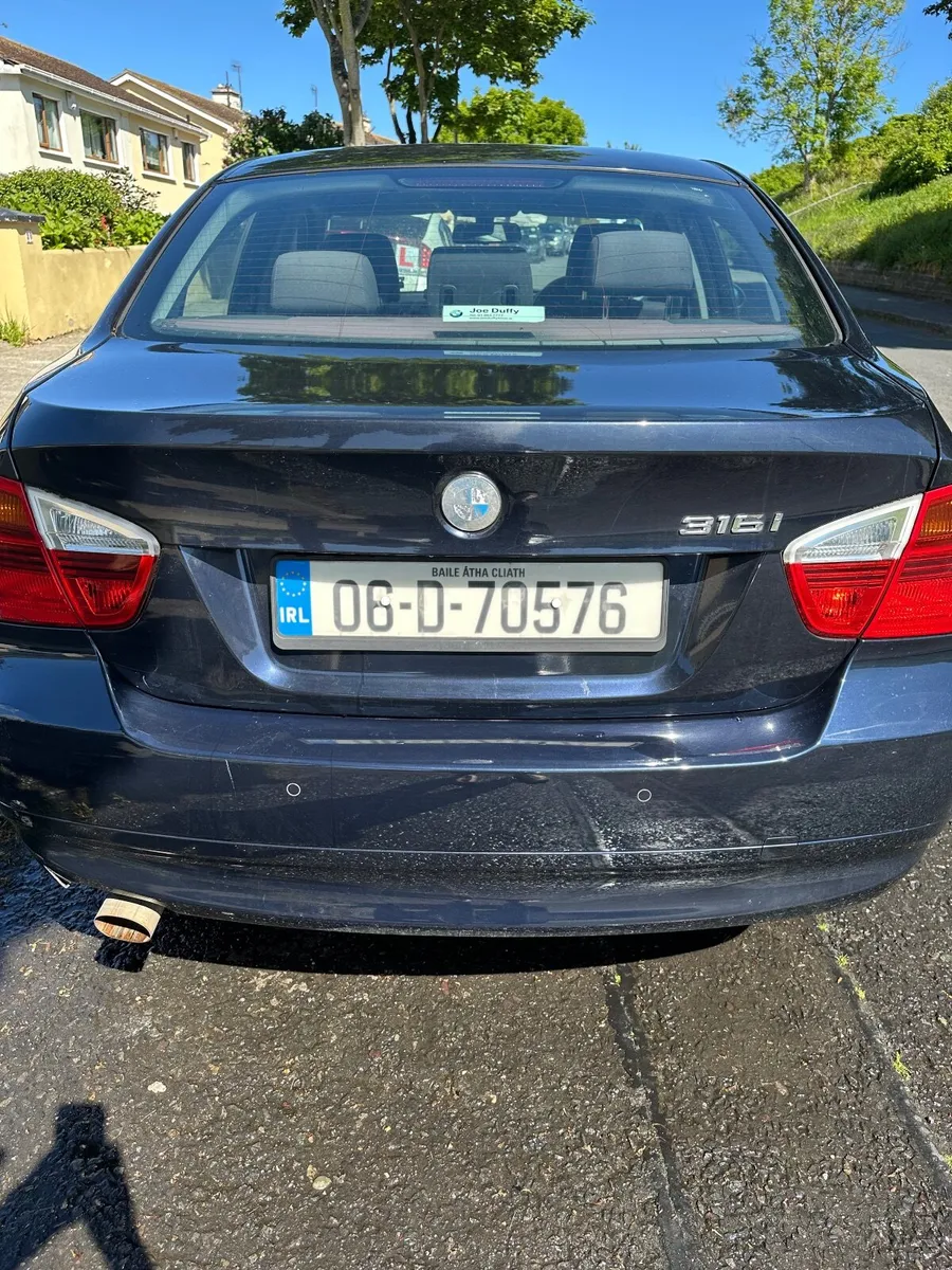BMW 3-Series 2006 - Image 2