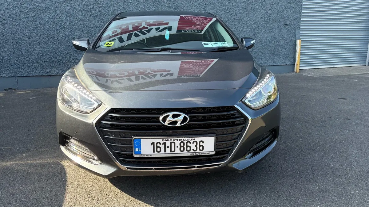 HYUNDAI I40 NEW NCT / NEW TAX - Image 3