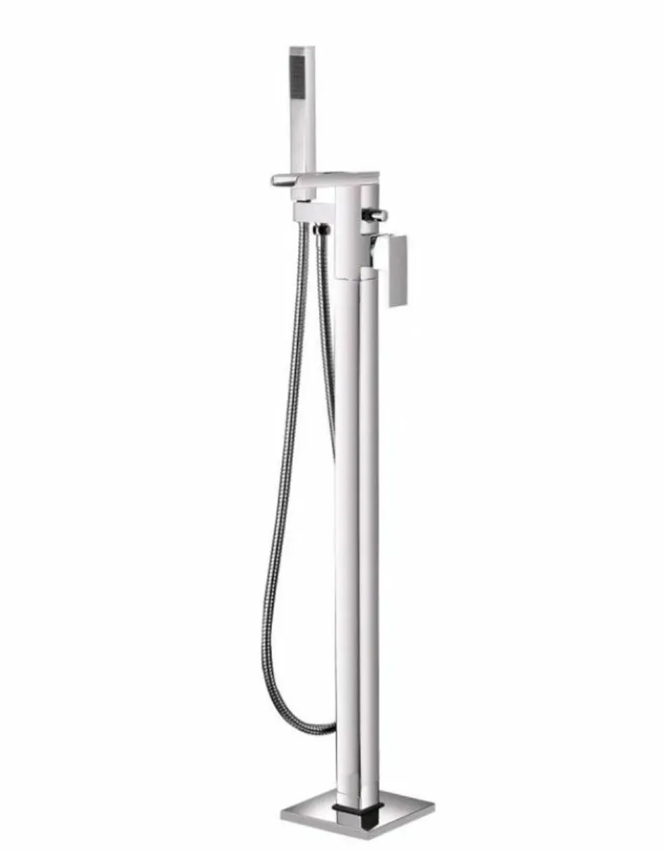 BATHSHACK CORK - WATERFALL FLOORSTANDING BATH TAP!