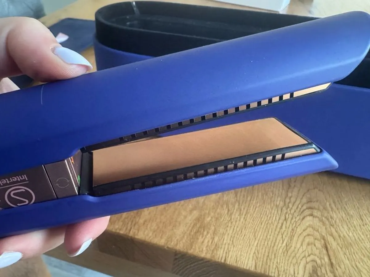 Dyson Corrale Straightener (Limited Edition) - Image 3