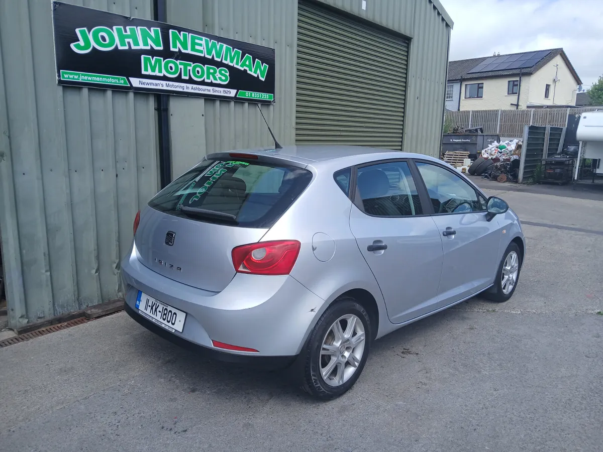SEAT Ibiza. 1.2.  2011 5dr hatchback - Image 4
