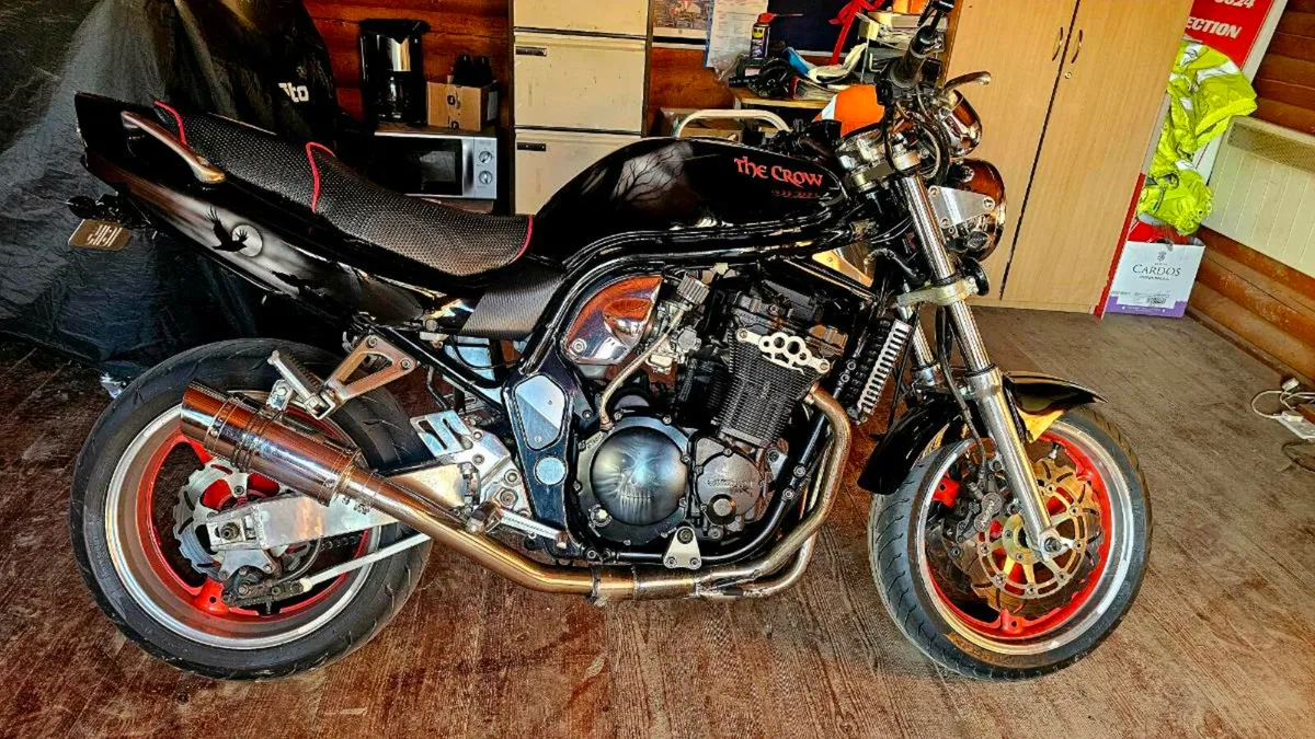 Suzuki bandit.1200 - Image 1