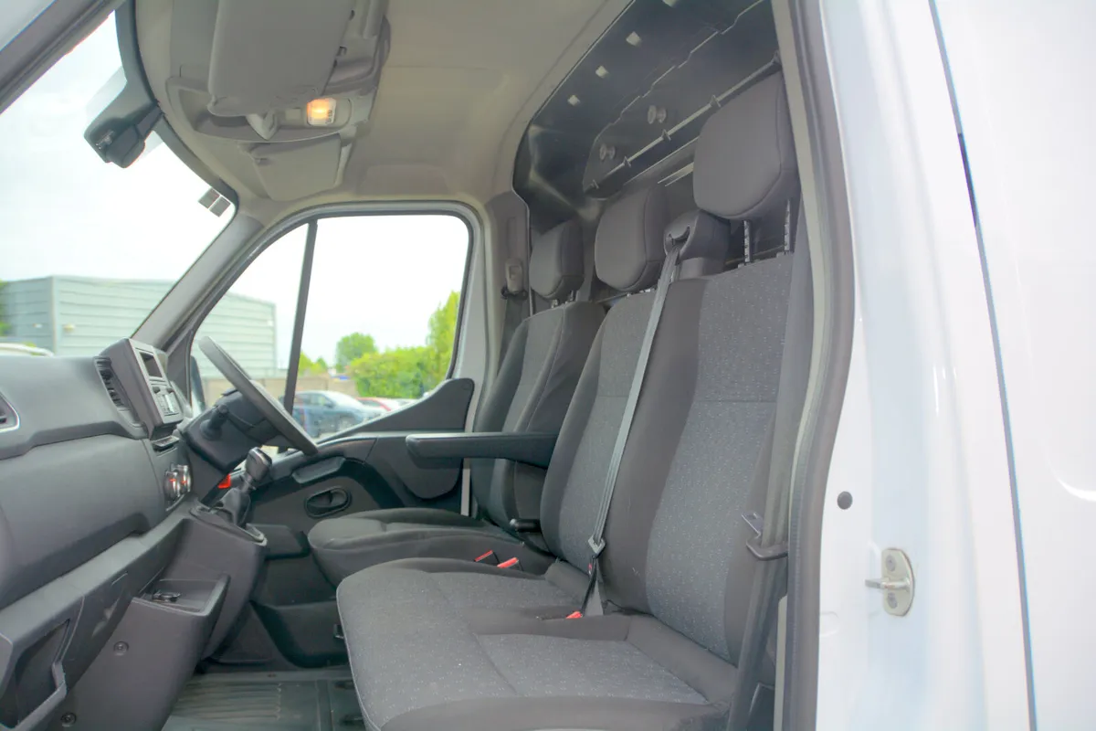 Opel Movano 2021 - Image 4
