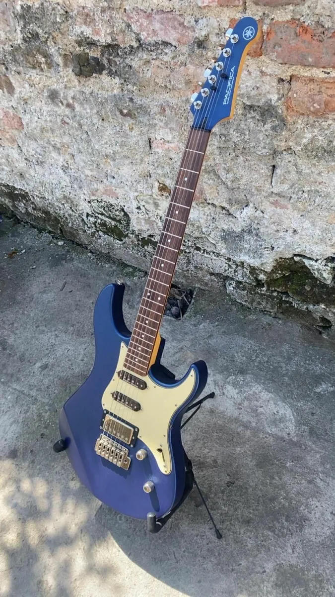 Yamaha Pacifica 612VIIX Matte Silk Blue - Image 3