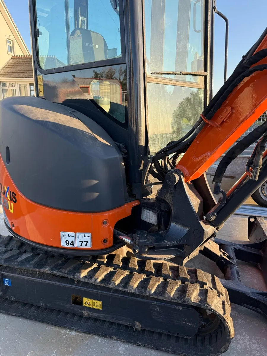 Hitachi Zaxis 29u - Image 2