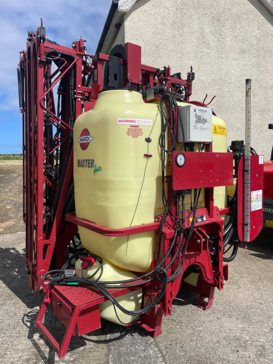Hardi Master 21 metre sprayer, mint condition - Image 2