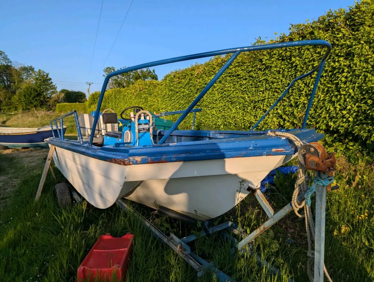 17' Dory - Image 2
