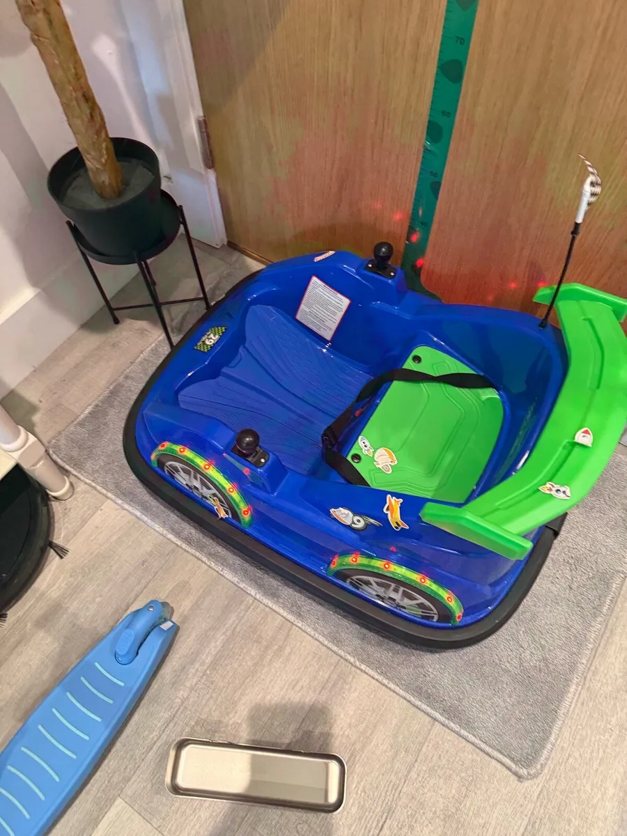 Electric bumper car - Image 1