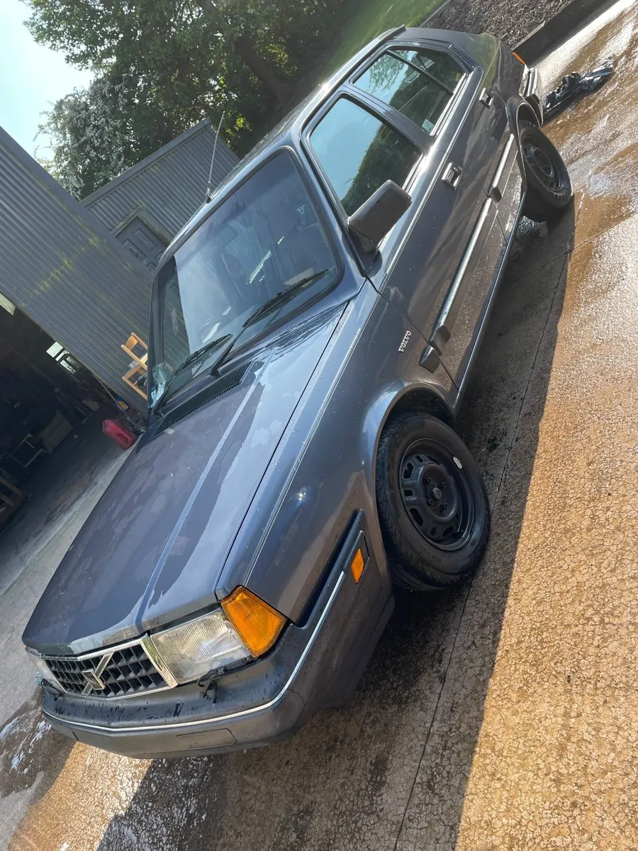 Volvo 340 GL - Image 1
