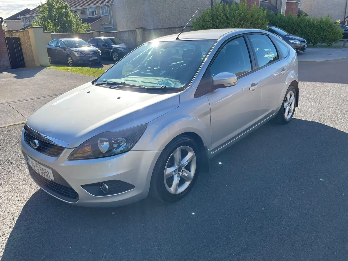 FORD FOCUS ZETEC 1.8 TDCI low miles - Image 2