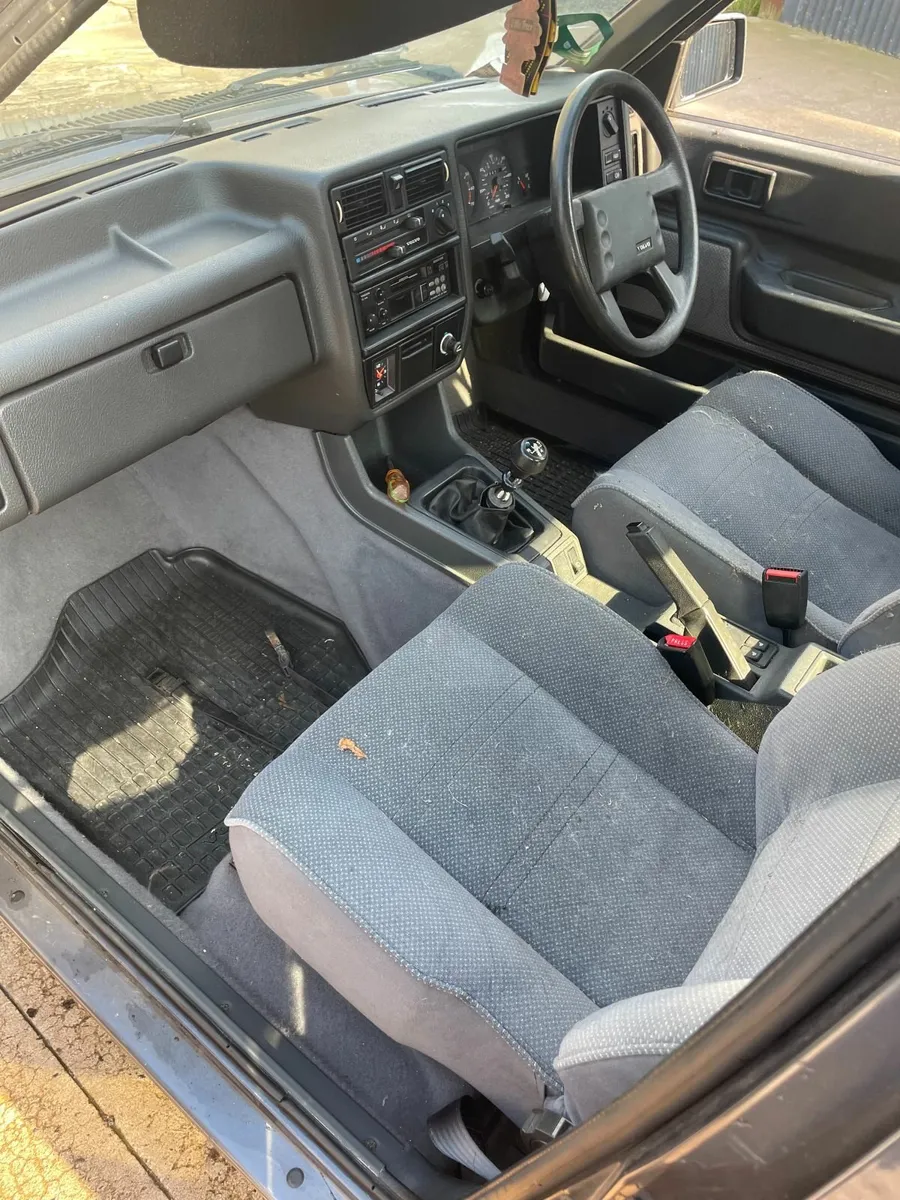 Volvo 340 GL - Image 4