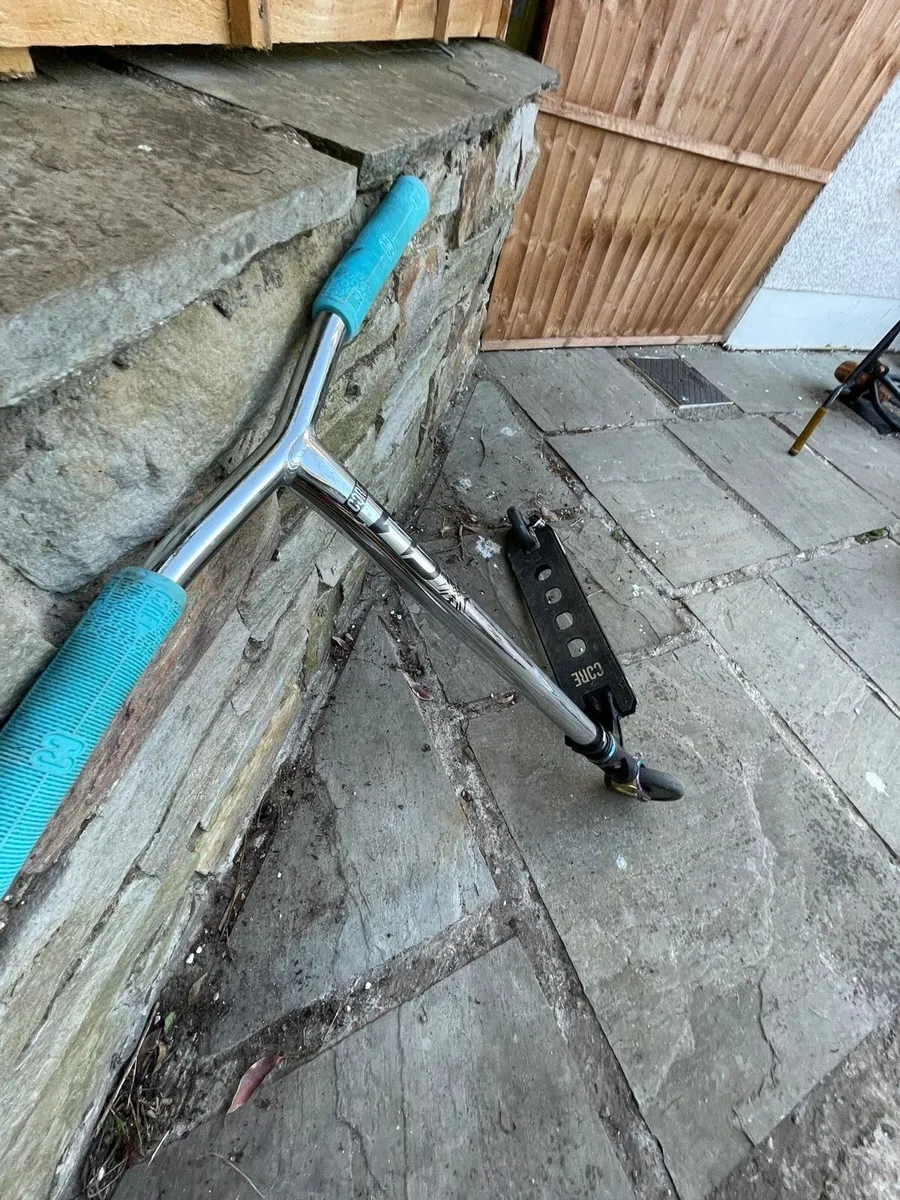 Stunt scooter - Image 2
