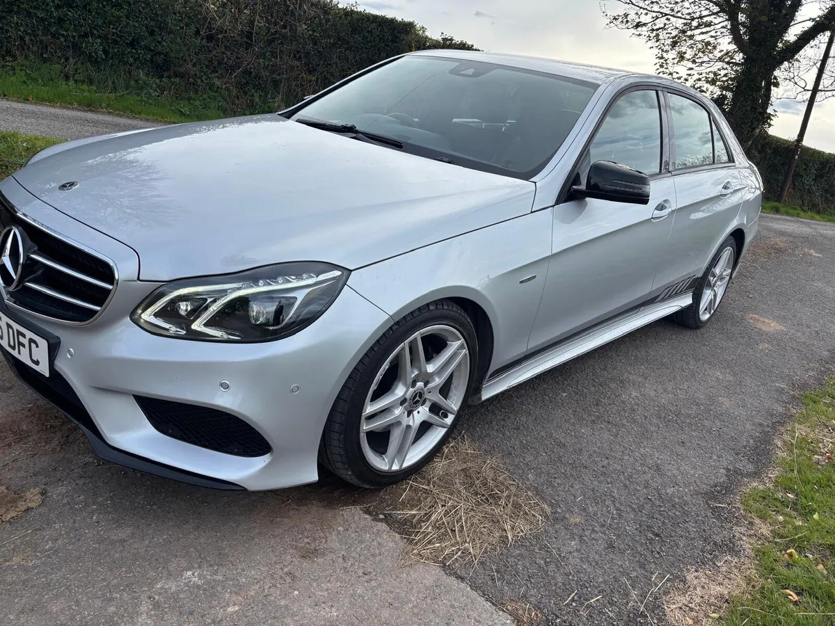‘16 Mercedes-Benz E220 BlieTec AMG Night (LOW NOX) - Image 2