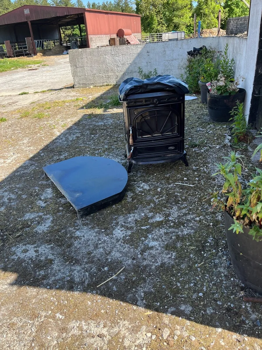 Back boiler stove  and granite for sale - Image 4