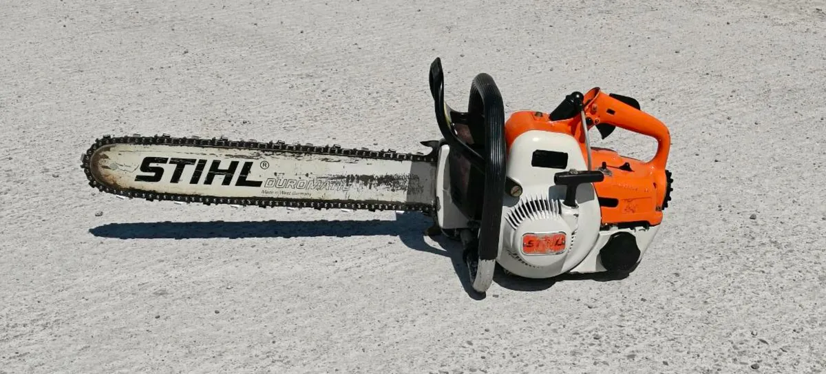 Stihl 08s collector's chainsaw - Image 1