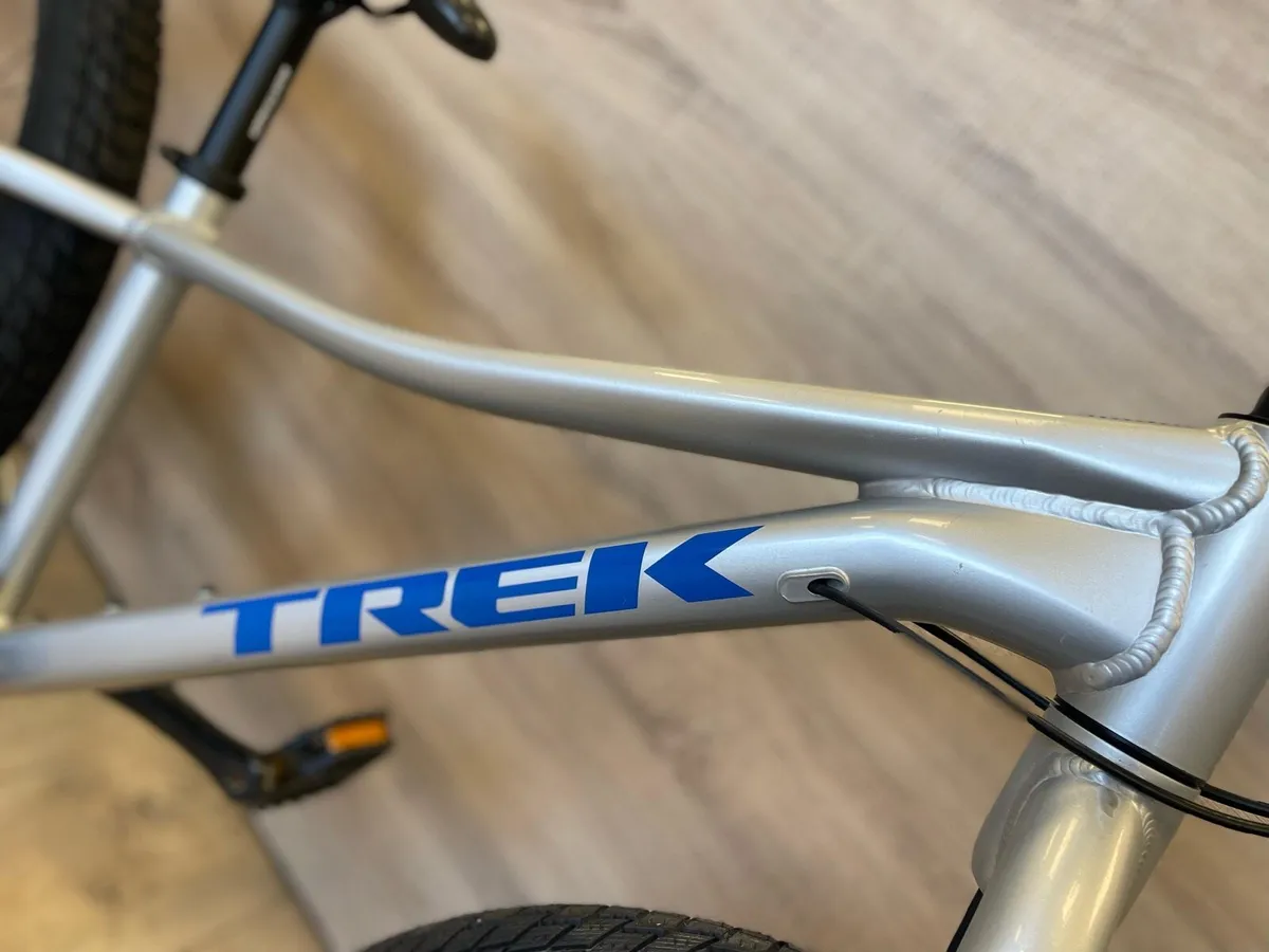 Trek roscoe (like new) - Image 4