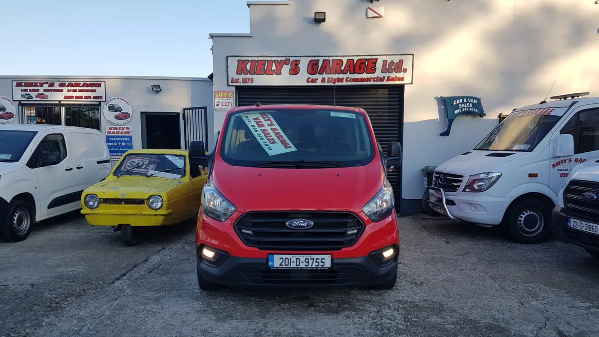 Ford Transit CUSTOM 201D MINT 97KM VAT INVOICE - Image 2