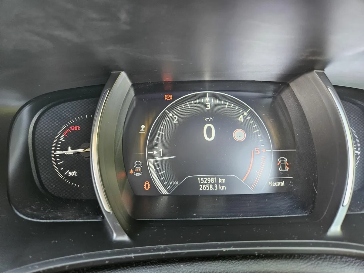 Renault Megane 2016 - Image 2