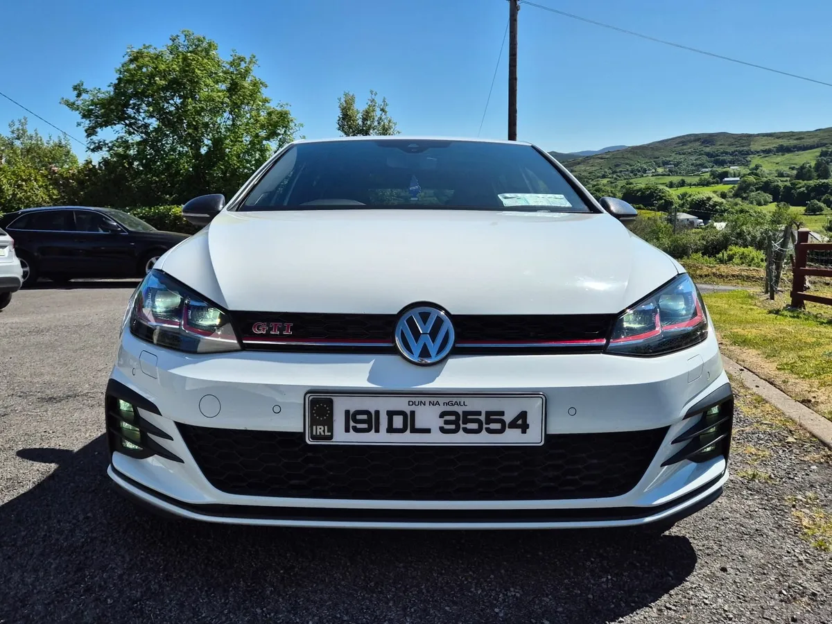 Volkswagen Golf 2.0 GTI Performance, DSG, 245bhp - Image 4