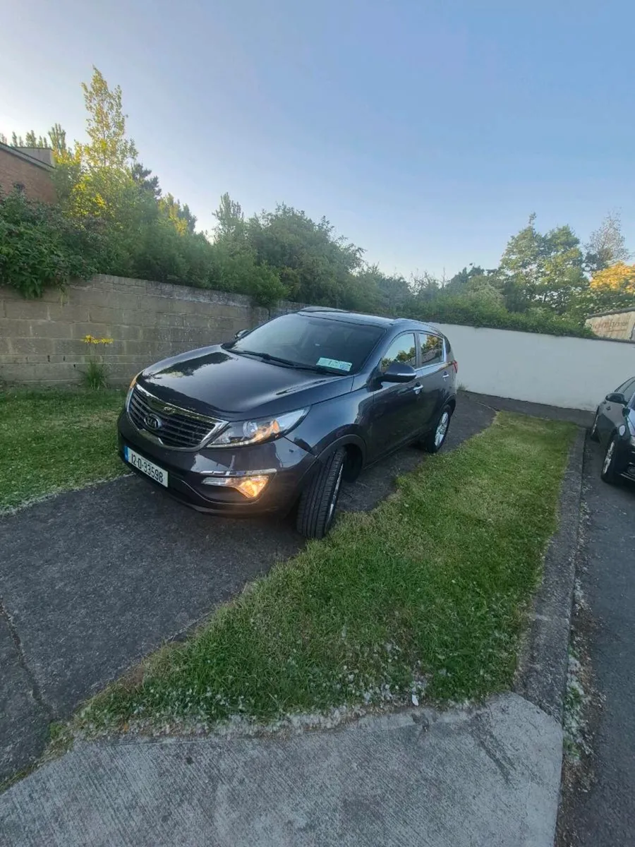 Car - Image 1