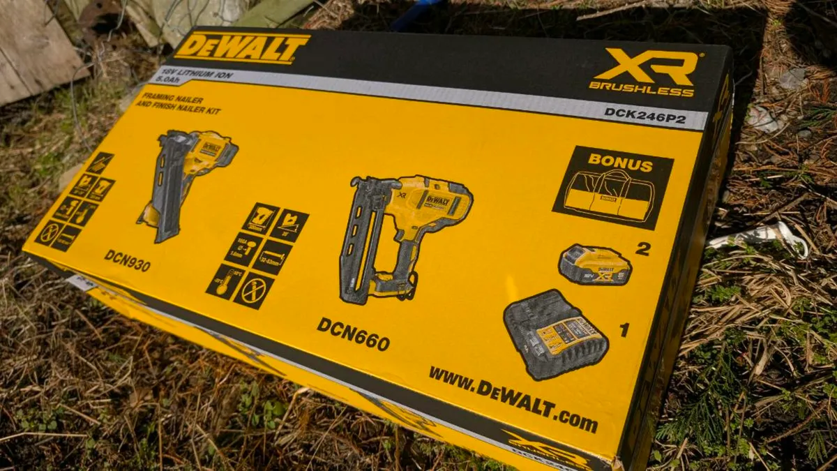 DeWalt Nail Gun Twin Kit - New - Image 2