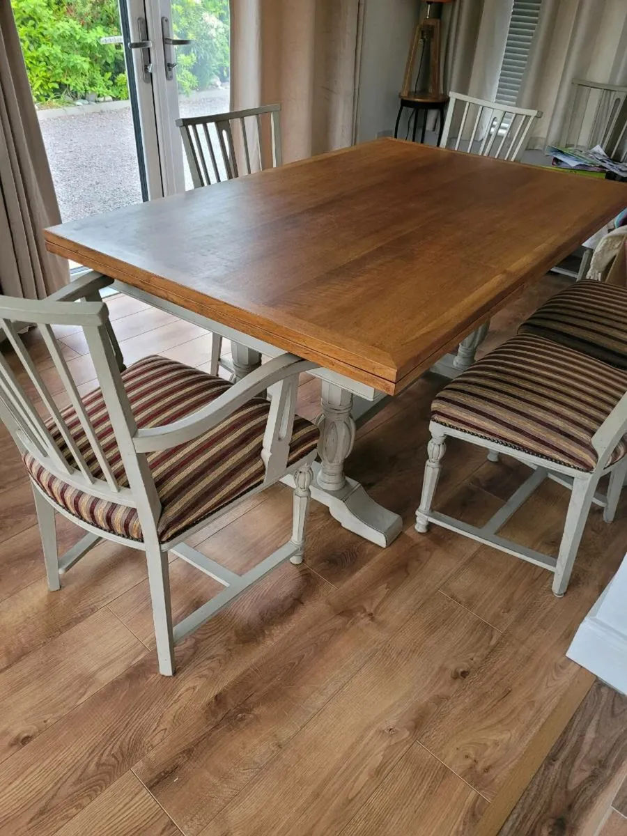 Dining Table &Chairs - Image 1
