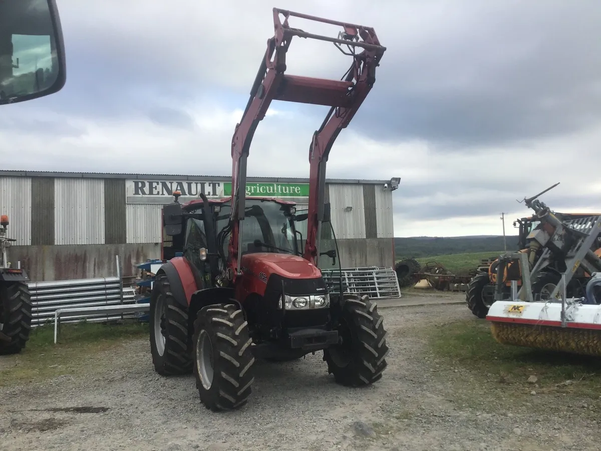 Case ih Farmall 115c With Loader - Image 2