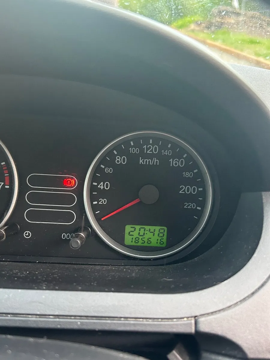 Ford Fiesta 2005 - Image 2