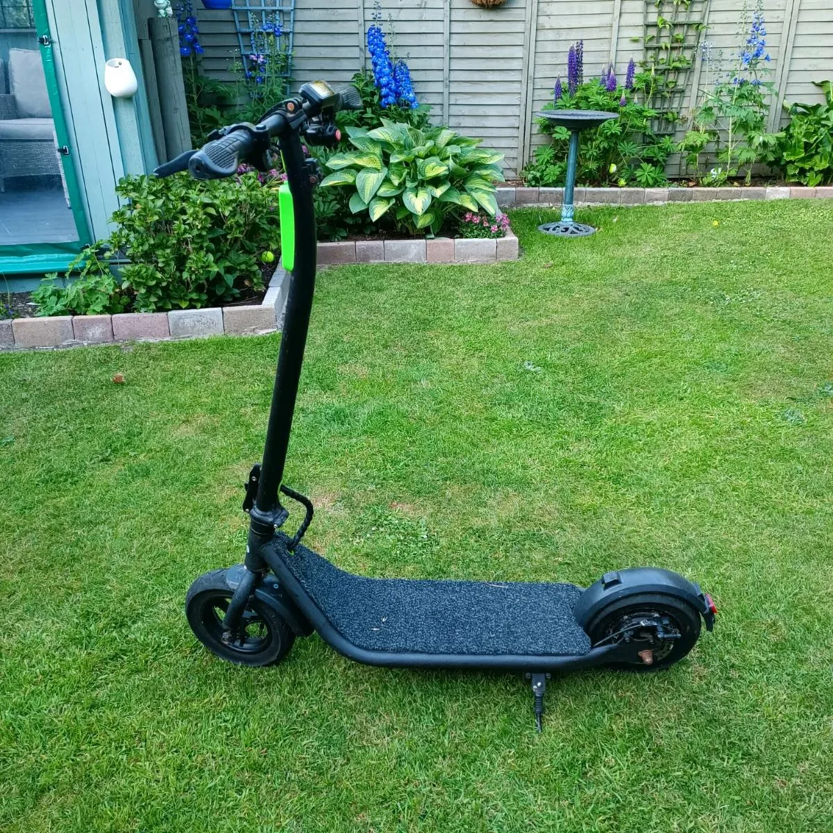 Electric scooter - Image 1