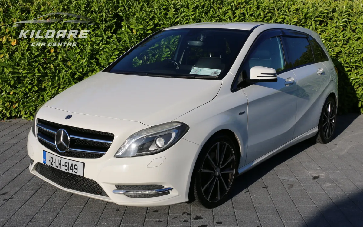 MERCEDES-BENZ B180 AUTO - Image 2