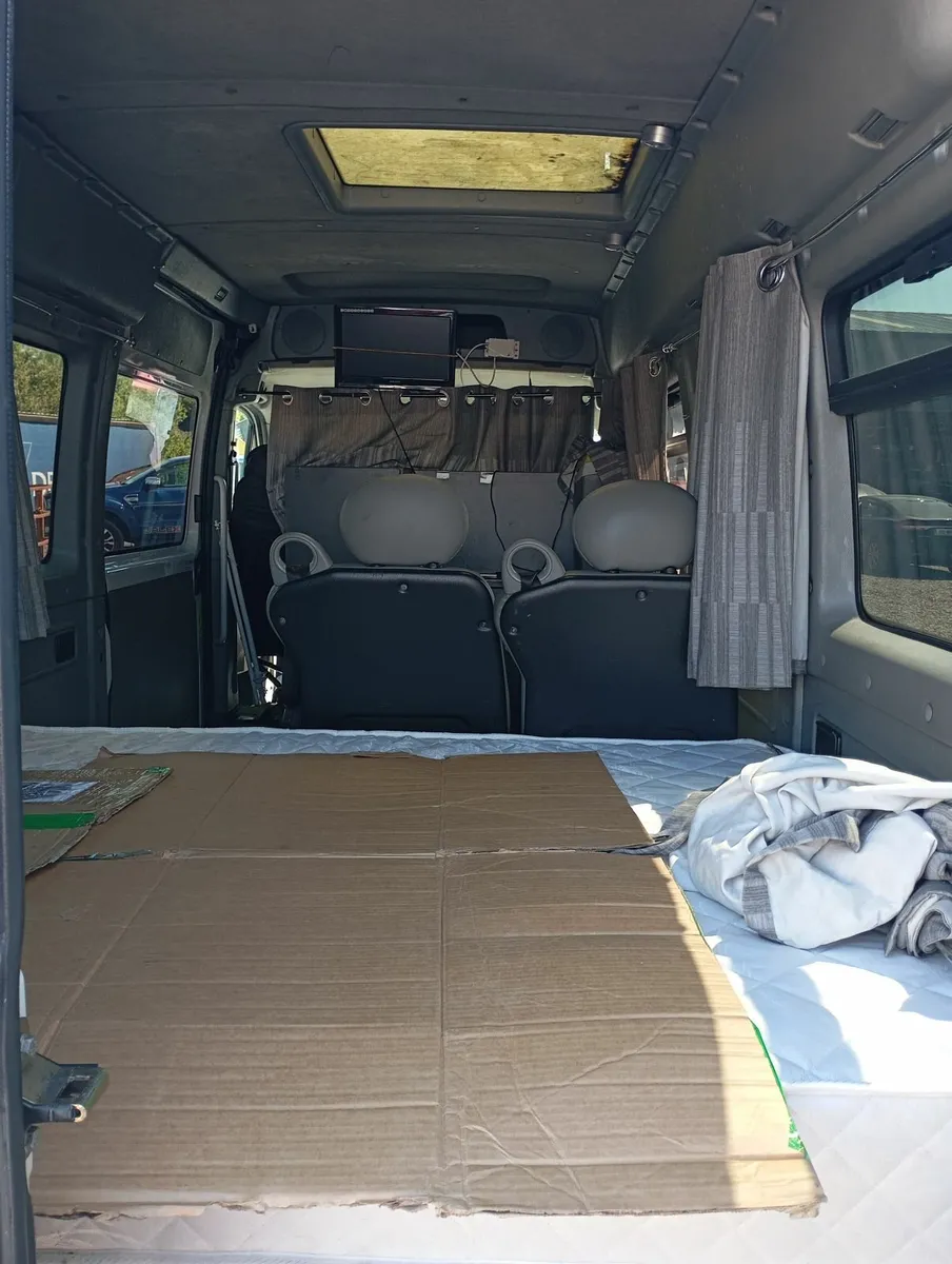 Camper van sold as seen - Image 4