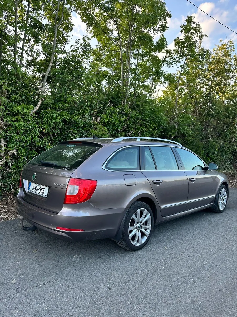 Deposit received Skoda superb estate DSG 170bhp - Image 3
