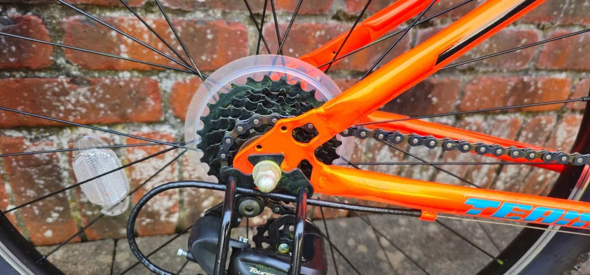 26 Inch Team Mountain Bike Orange, brand new - Image 2